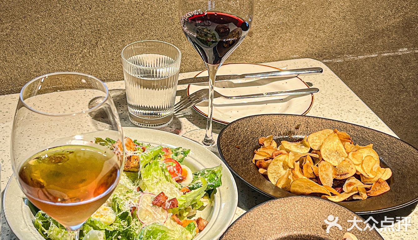 成都探店｜年度最佳自然酒餐厅，氛围感满分💯