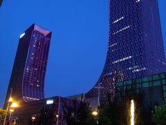 -苏州现代传媒广场商业