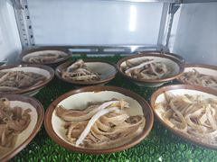 -尚品海鲜肥牛自助火锅(湖明店)