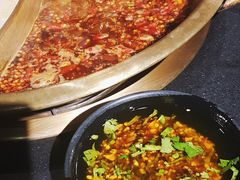 -沸炉重庆老火锅(军事博物馆店)