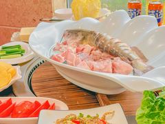 -老刘生态大鱼坊铁锅炖鱼(赛马场店)