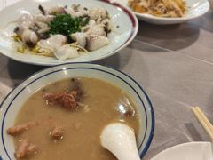 -明本湛江鸡•海鲜小厨(陈家祠店)