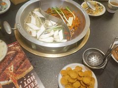 -沸炉重庆老火锅(军事博物馆店)