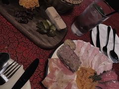 -羽深肉铺 Steak & Wine