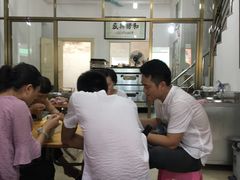 大堂-胡荣泉