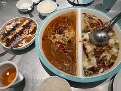 -姚姚酸菜鱼·金戈戈香港豉油鸡(喜荟城联名店)