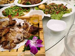 -老六饭店(翠通路店)