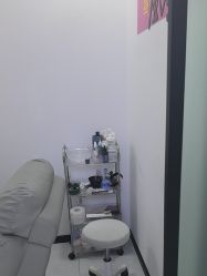 -V7 HAIR SALON