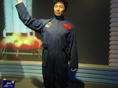 -金石蜡像馆