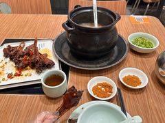 -荣基四海一家·家常菜·海鲜大排档(新安店)