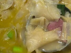 -头上红煨盐鸡·非遗院子餐厅