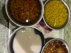 槐花粉-鲜甜阁·甜品小吃(七星路店)