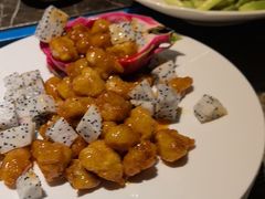火龙果樱桃肉-瓦国小镇·果木烤鸭·融合菜(西口店)
