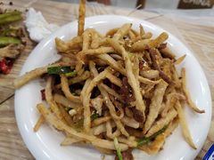 -江城燕子大排档(江汉路步行街店)