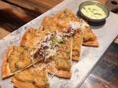 脆炸虾饼配酸奶油酱-幸邻食堂
