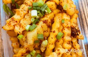 Wolfgang Potato with Sweet and Sour Spicy Sauce