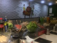 -百品聚旋转火锅(万德庄店)