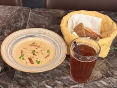 -LESCEDARS Brasserie Bistro香柏树