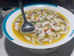 -溪雨观酸菜鱼(莘松路店)