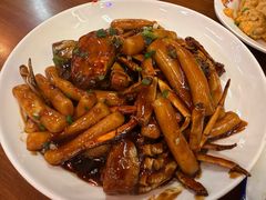 毛蟹年糕-谢记上海大排档(长寿路店)