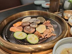 -韩白山·朝鲜族烤牛肉·酱蟹(长宁龙之梦店)