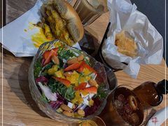 -Catch Bagel(芳草地店)