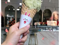 -Fridi Patisserie Cafe