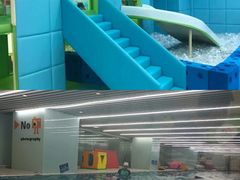 -小小王国亲子游泳俱乐部(锦辉中心)