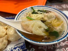 -长人馄饨铺(解放街店)