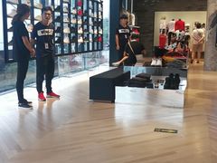 -Air Jordan(世贸天阶店)