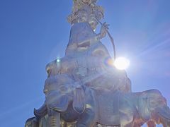 -峨眉山报国寺