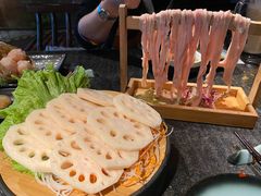 -湊湊火锅·茶憩(新中关购物中心店)