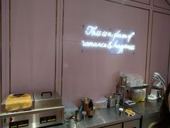 -猫的天空之城概念书店(杭州南宋御街店)