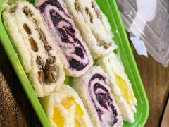 -粘豆包铁锅炖二部(温泉街店)