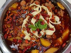-晓彭肥肠鸡·泡椒鸡火锅(水木天地店)