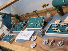 -十八字金·银饰·拼豆·开蚌DIY(魏公芳华里店)