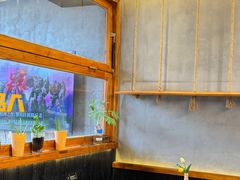 -8PINTS八品脱·日料·烧鸟·精酿小酒馆(莘庄店)