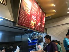-The Habit Burger Grill 哈比特汉堡(爱琴海店)
