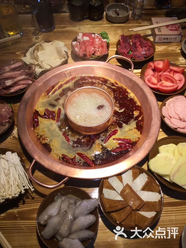 潮辣重庆老火锅(南通街店)图片 - 第1张