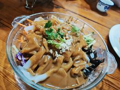-巧婆婆特色东北菜·铁锅炖