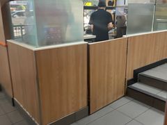 -麦当劳(中山八路店)