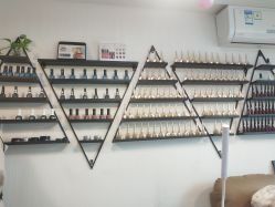 -闺蜜时间美甲美睫皮肤管理中心