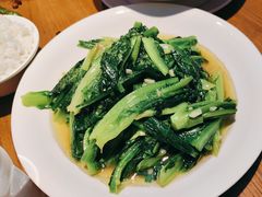 -俭寨大盘鸡·手抓肉·烧烤新疆菜(乌苏路店)