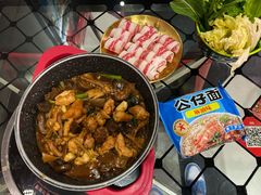 -大龙凤鸡煲(万菱汇店)