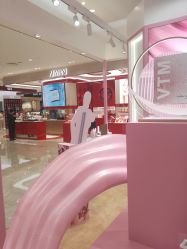 -奥伦纳素Erno Laszlo