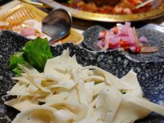 鲜黄喉-哥老官重庆美蛙鱼头(松江地中海十八哥店)