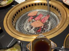 -山川小町·极番烧肉(新地假日广场店)