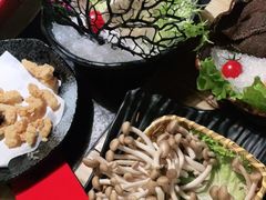 -湊湊火锅·茶憩(上海合生汇店)