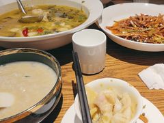 -粥全粥到海鲜家常菜·海肠捞饭(嫩江路店)