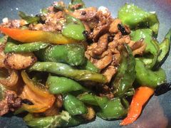 辣椒炒肉-有家生煎(三里屯店)